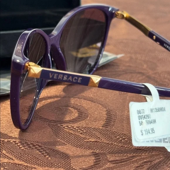 Versace 58mm Round Sunglasses. - Picture 4 of 11